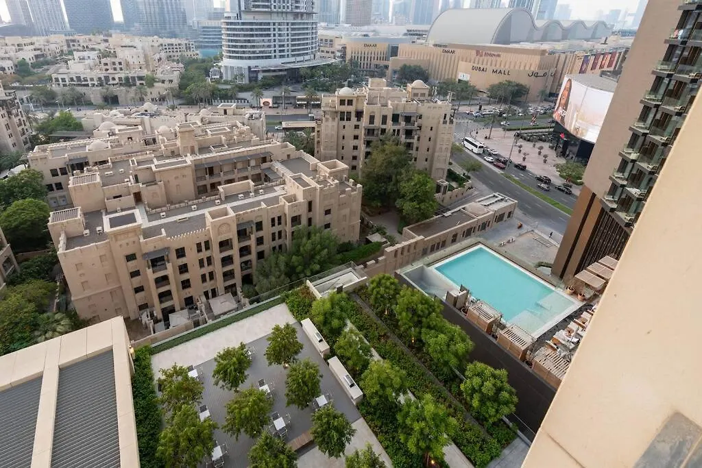 Ultimate Stay / Amazing Burj Khalifa Views / 5 Min Walk From Dubai Mall / 6 People 0*,